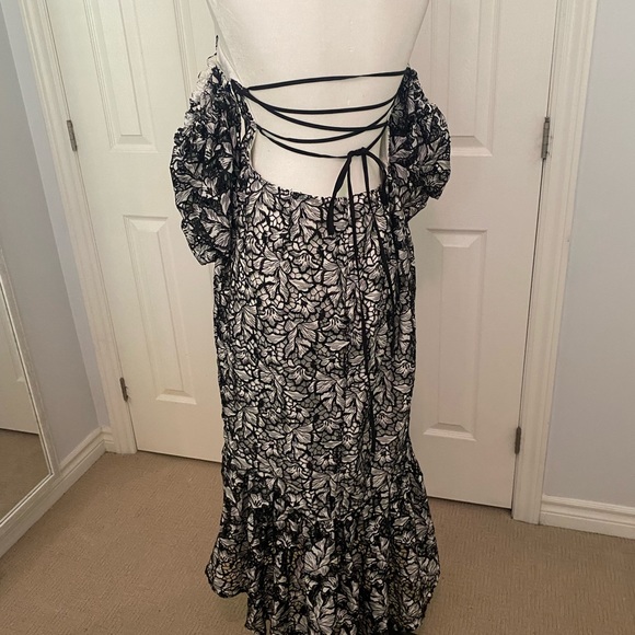 Evening dress - Picture 4 of 4